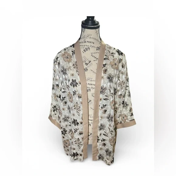 Bonworth Floral Print Semi Sheer Open Front Kimono - Picture 2 of 6